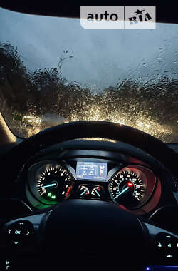 Седан Ford Focus 2013 в 