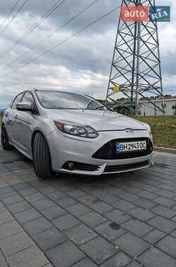 Хэтчбек Ford Focus 2013 в Измаиле