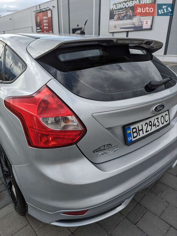 Хэтчбек Ford Focus 2013 в Измаиле