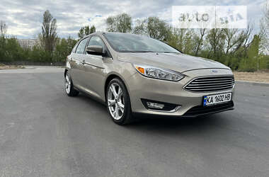 Хэтчбек Ford Focus 2016 в Софиевской Борщаговке