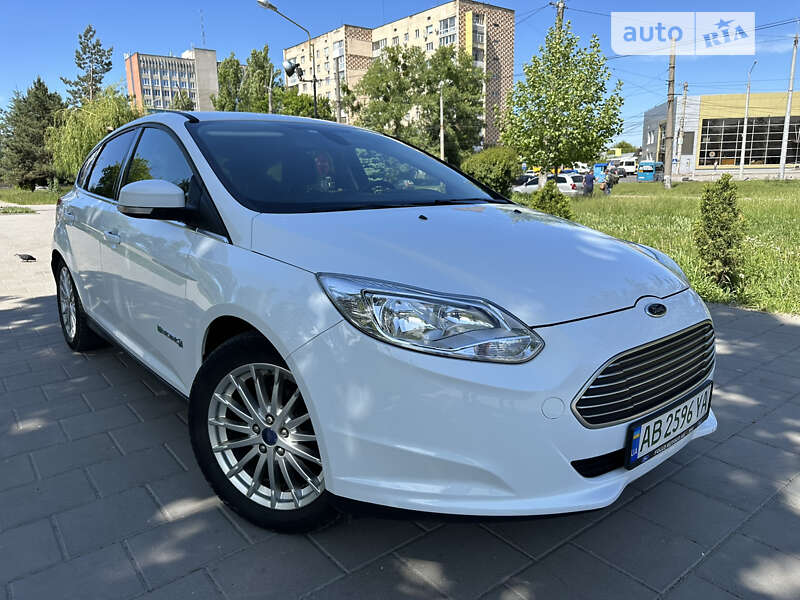 Хэтчбек Ford Focus 2015 в Виннице