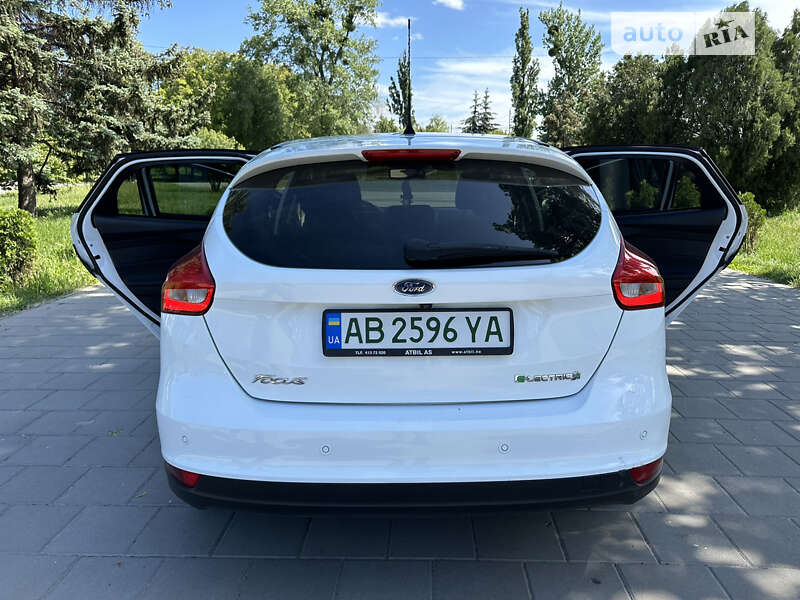 Хэтчбек Ford Focus 2015 в Виннице