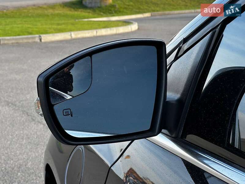 Хэтчбек Ford Focus 2012 в Кривом Роге фото 6 Хэтчбек Ford Focus 2012 в Кривом Роге