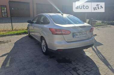 Седан Ford Focus 2016 в Ровно