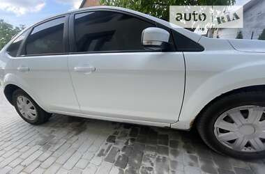 Хэтчбек Ford Focus 2010 в Львове