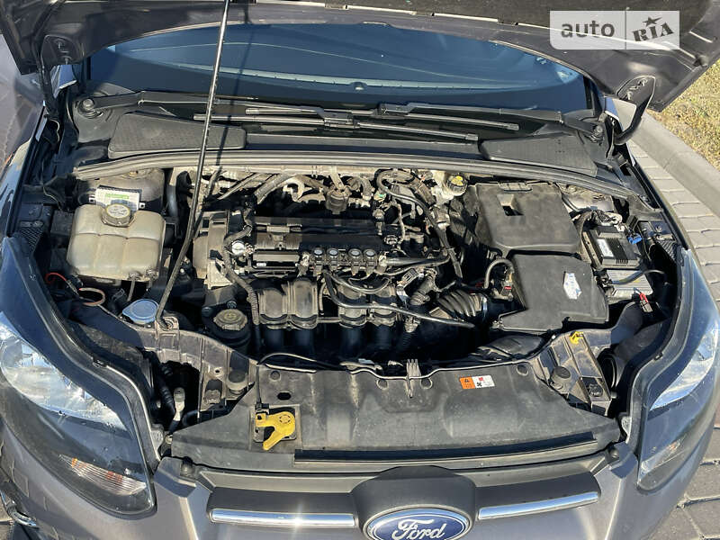 Седан Ford Focus 2012 в Львові