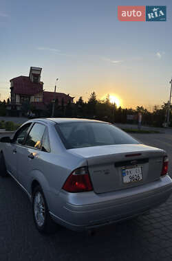 Седан Ford Focus 2005 в 