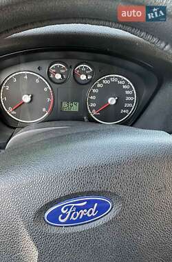 Универсал Ford Focus 2004 в Каменец-Подольском