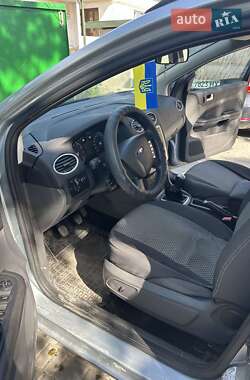 Универсал Ford Focus 2004 в Каменец-Подольском