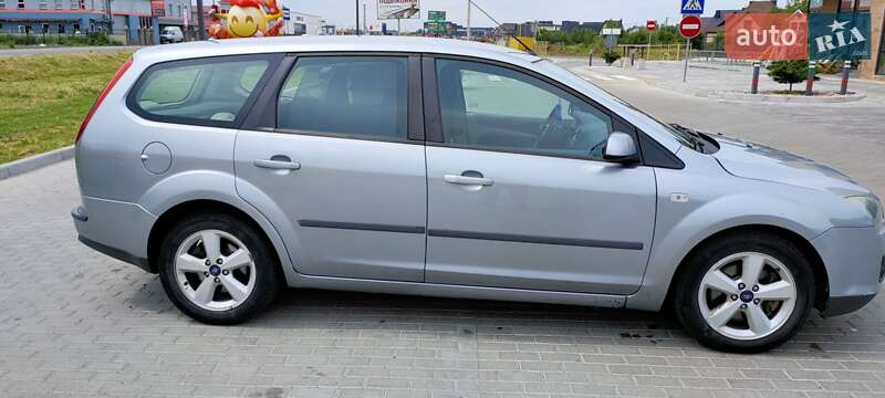 Универсал Ford Focus 2005 в Луцке