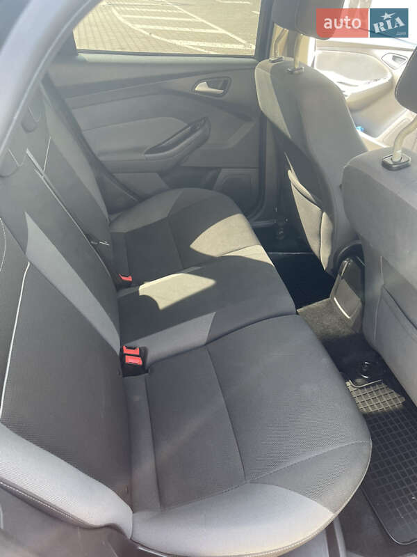Універсал Ford Focus 2011 в Липовці