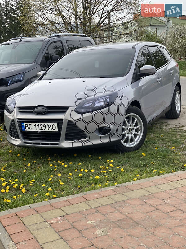 Ford Focus 2011