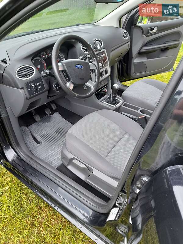 Універсал Ford Focus 2005 в Славському