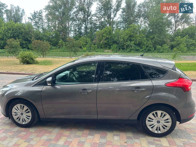 Хетчбек Ford Focus 2016 в Миргороді