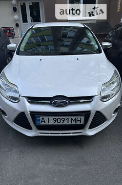 Хэтчбек Ford Focus 2012 в Киеве