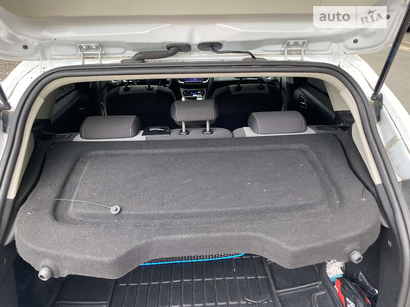 Хэтчбек Ford Focus 2013 в Николаеве фото 19 Хэтчбек Ford Focus 2013 в Николаеве