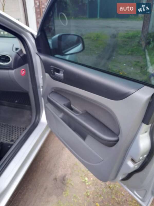 Универсал Ford Focus 2009 в Коростене