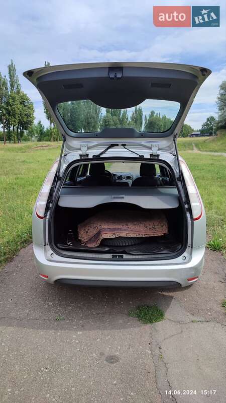 Универсал Ford Focus 2009 в Тростянце
