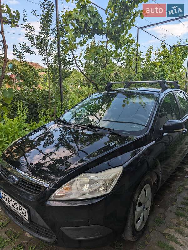 Хэтчбек Ford Focus 2008 в 