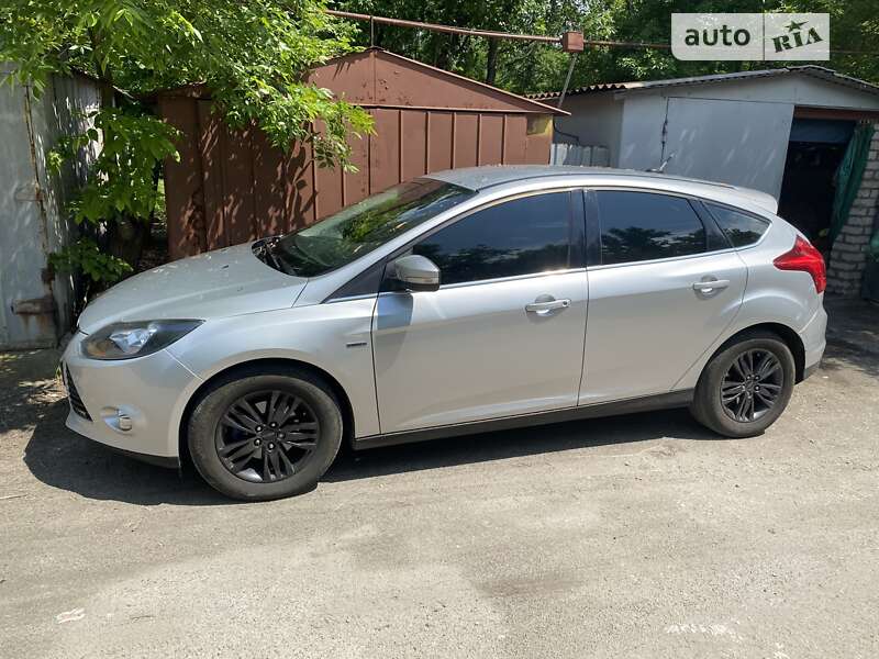 Хэтчбек Ford Focus 2011 в Запорожье