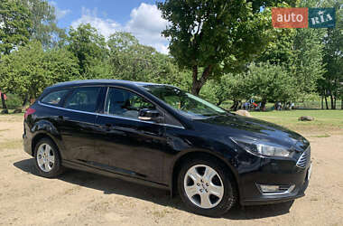 Универсал Ford Focus 2016 в 