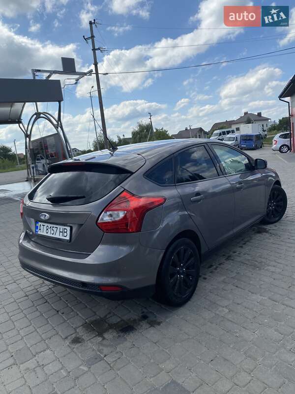 Хэтчбек Ford Focus 2011 в Ивано-Франковске