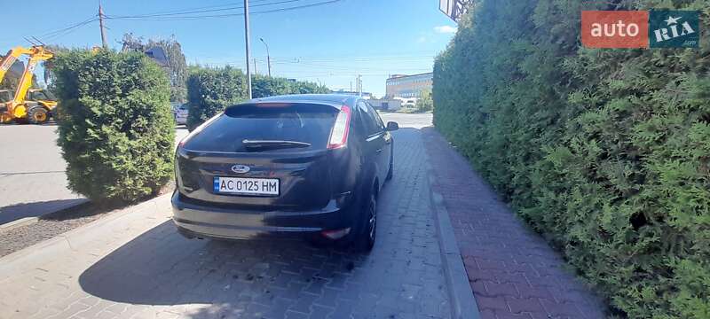 Хэтчбек Ford Focus 2008 в Киеве