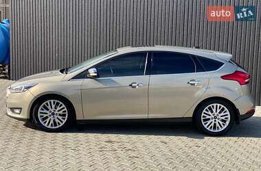 Хэтчбек Ford Focus 2015 в Кицмани