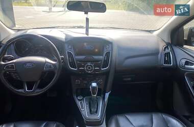 Хэтчбек Ford Focus 2015 в Кицмани