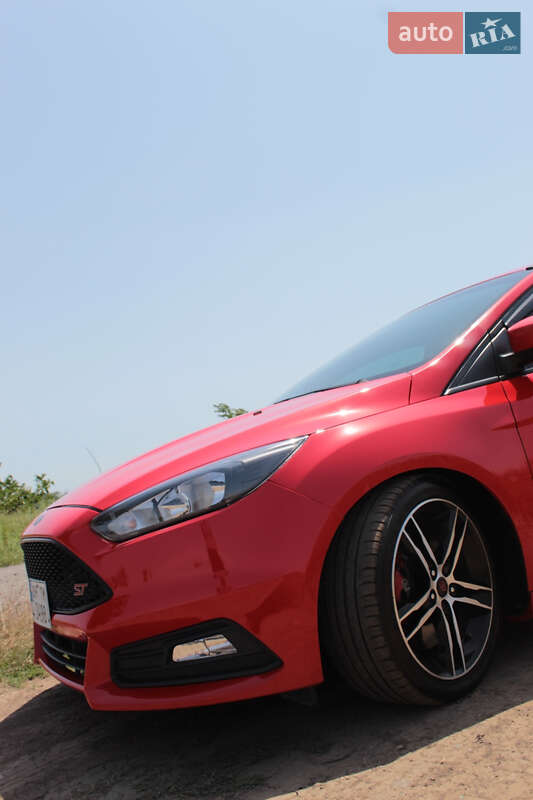 Хэтчбек Ford Focus 2015 в Одессе фото 10 Хэтчбек Ford Focus 2015 в Одессе