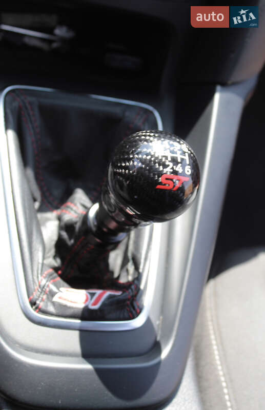 Хэтчбек Ford Focus 2015 в Одессе фото 28 Хэтчбек Ford Focus 2015 в Одессе