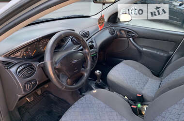 Хэтчбек Ford Focus 2000 в Луцке