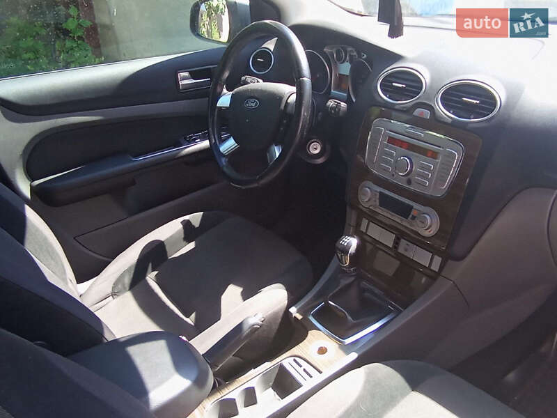 Хэтчбек Ford Focus 2008 в Ивано-Франковске