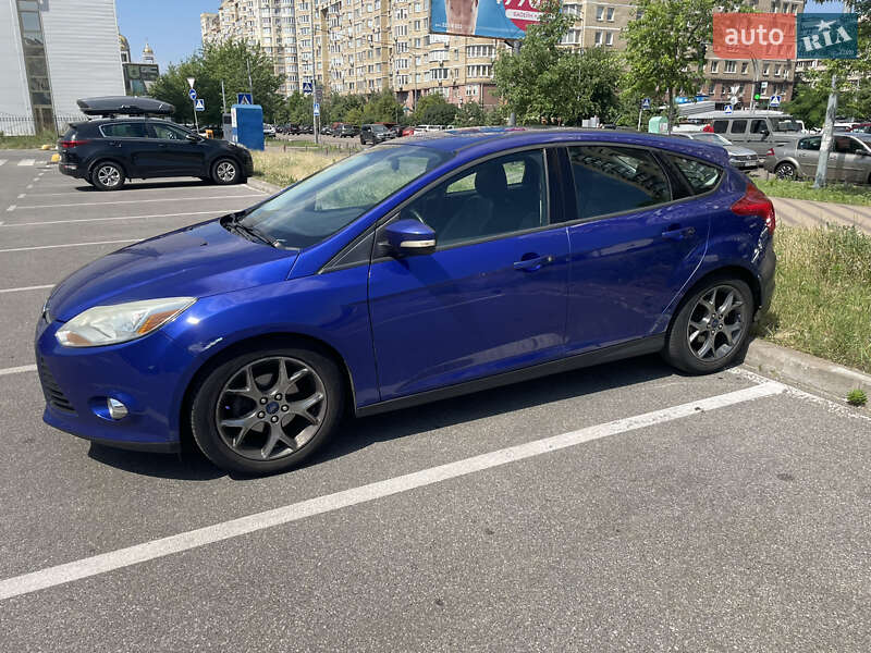 Хэтчбек Ford Focus 2014 в Киеве
