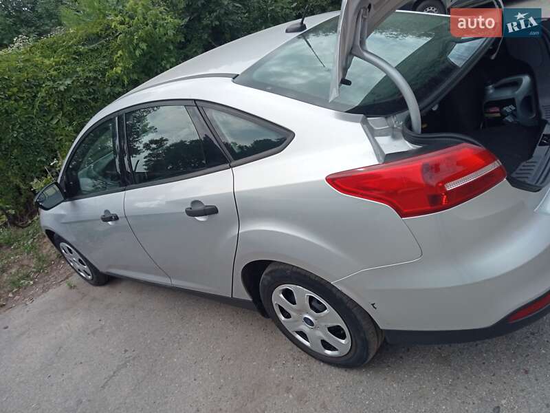 Седан Ford Focus 2015 в Полтаве