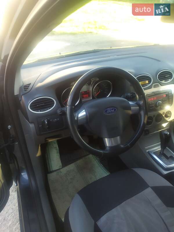Хетчбек Ford Focus 2010 в Тернополі