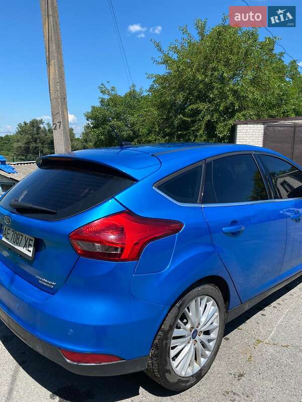 Хэтчбек Ford Focus 2016 в Днепре