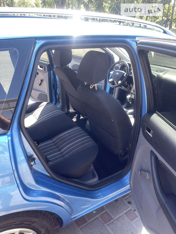 Универсал Ford Focus 2010 в Запорожье фото 12 Универсал Ford Focus 2010 в Запорожье