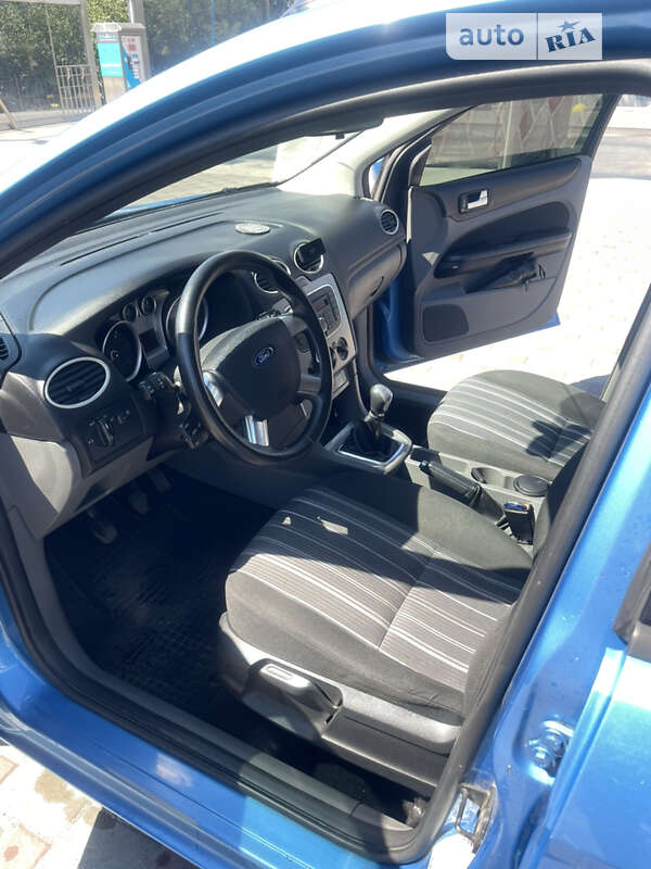 Универсал Ford Focus 2010 в Запорожье фото 16 Универсал Ford Focus 2010 в Запорожье