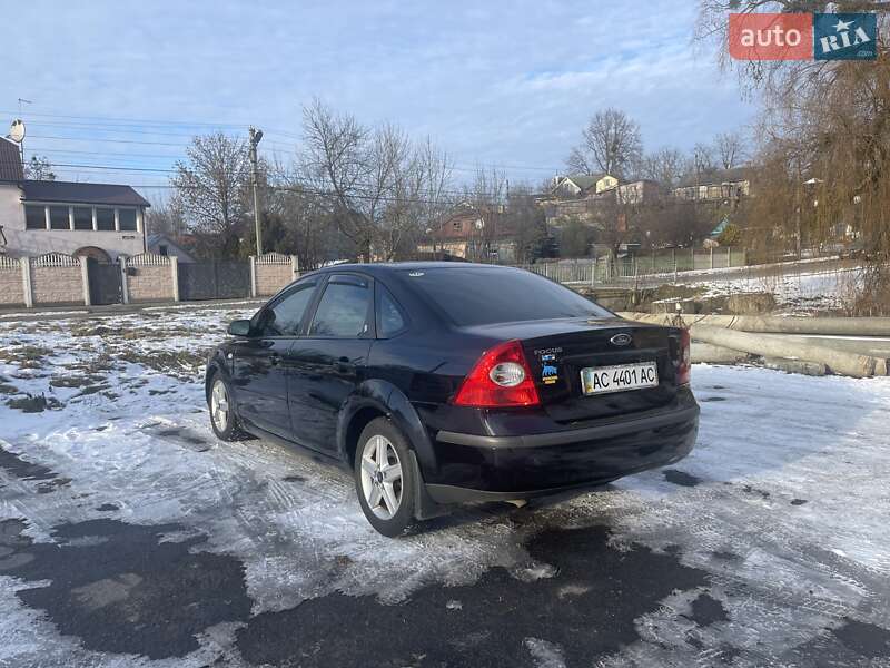 Седан Ford Focus 2005 в Луцке