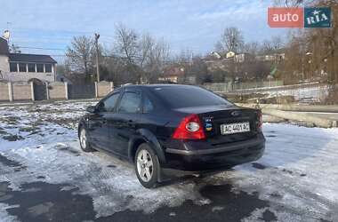 Седан Ford Focus 2005 в 