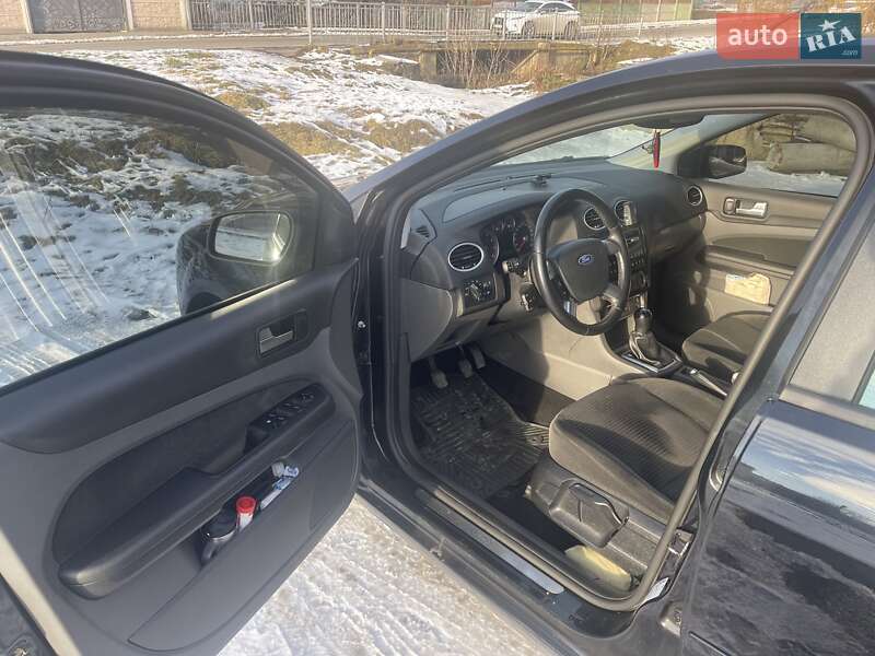 Седан Ford Focus 2005 в Луцке