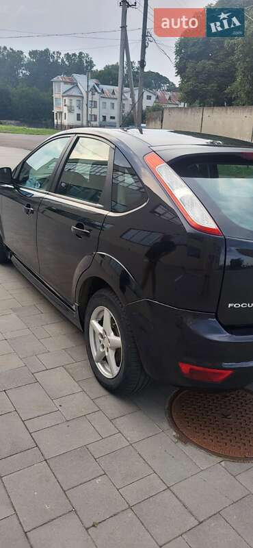 Хэтчбек Ford Focus 2008 в Стрые