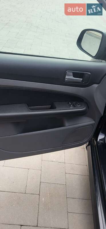 Хэтчбек Ford Focus 2008 в Стрые