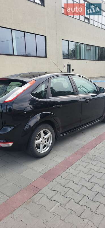 Хэтчбек Ford Focus 2008 в Стрые