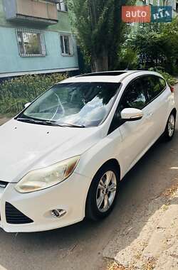 Хэтчбек Ford Focus 2014 в 