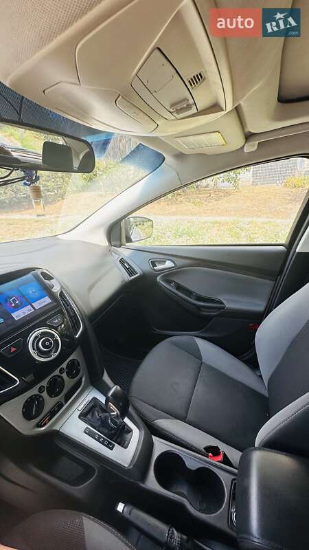 Хэтчбек Ford Focus 2014 в Никополе