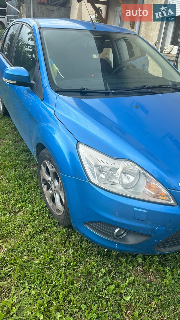 2010 Ford Focus - мініатюра 18