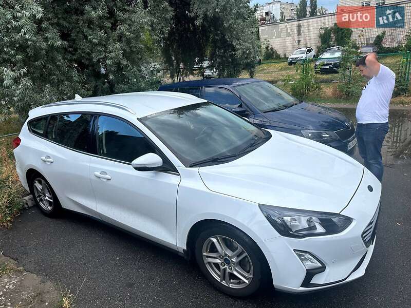Универсал Ford Focus 2019 в Киеве