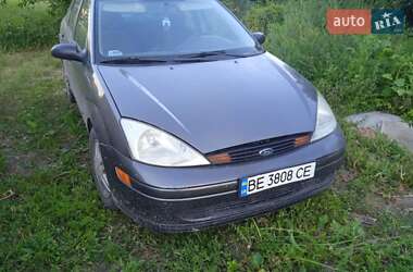 Седан Ford Focus 2002 в 